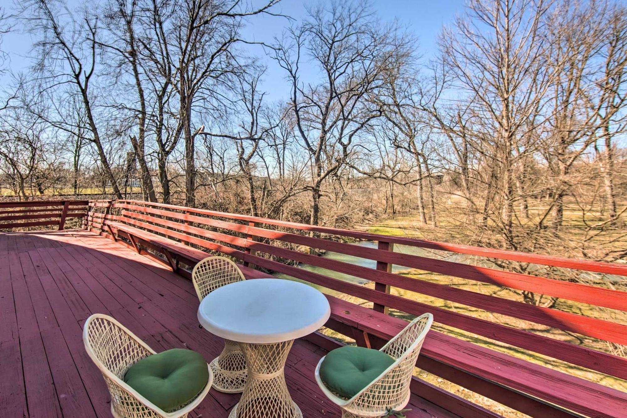 Runningwater Apartment In Lancaster With Deck Exterior foto